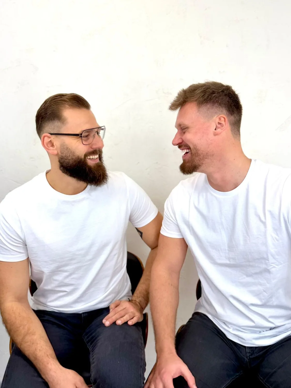 Niko Domżalski i Mateusz Urbanowicz, założyciele Moodary